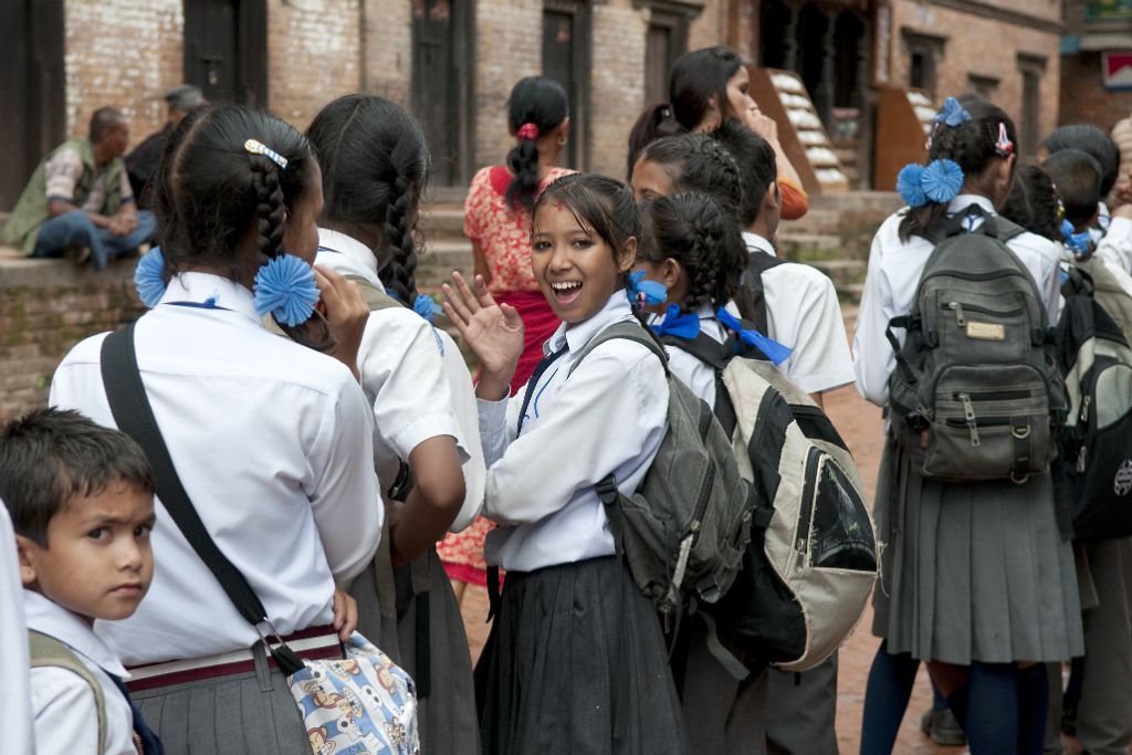Bhaktapur, school girls