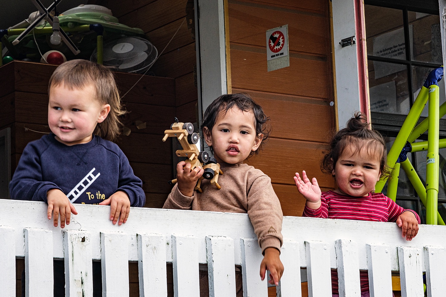 Rotorua, Wakarewarewa, Maori children