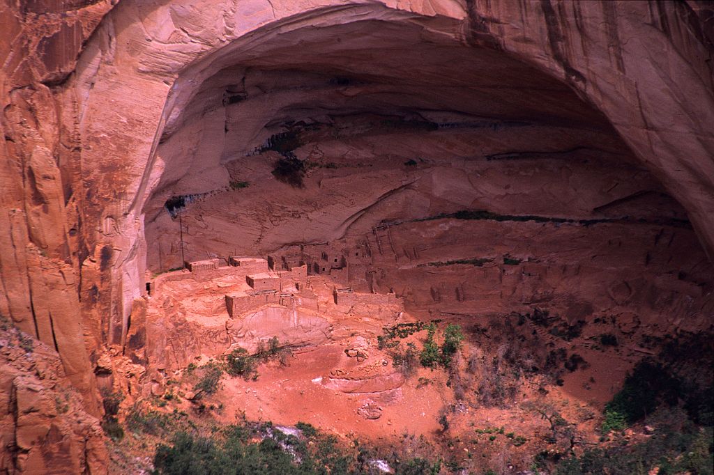 Navajo National Monument, Navajo village built about 1250