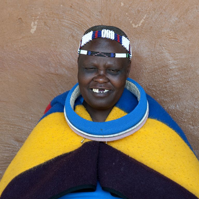 Lesedi Cultural Village, ndebele woman